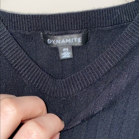 black long sleeve - Picture 2 of 2